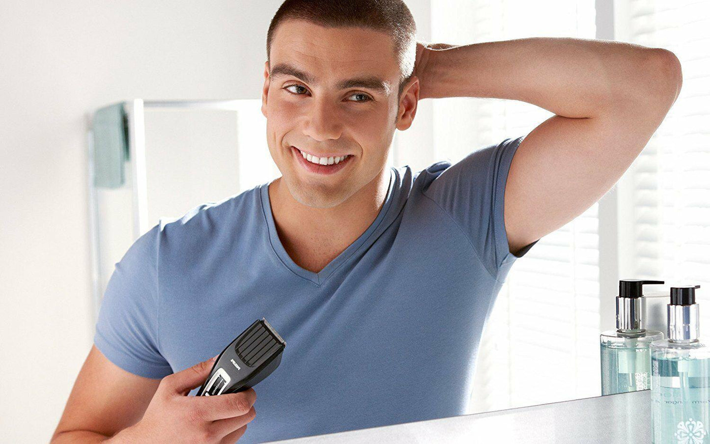Philips Trimmer With Blades of ium 3 Combs Motorized Digital