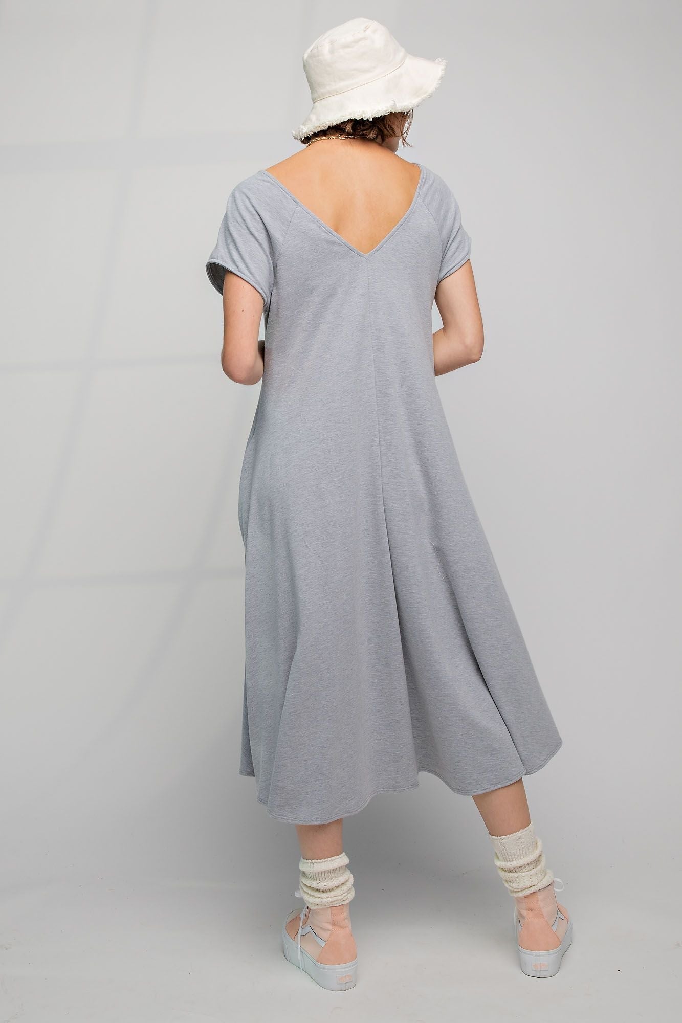 Wide V Midi Dress in Heather Grey (REG)