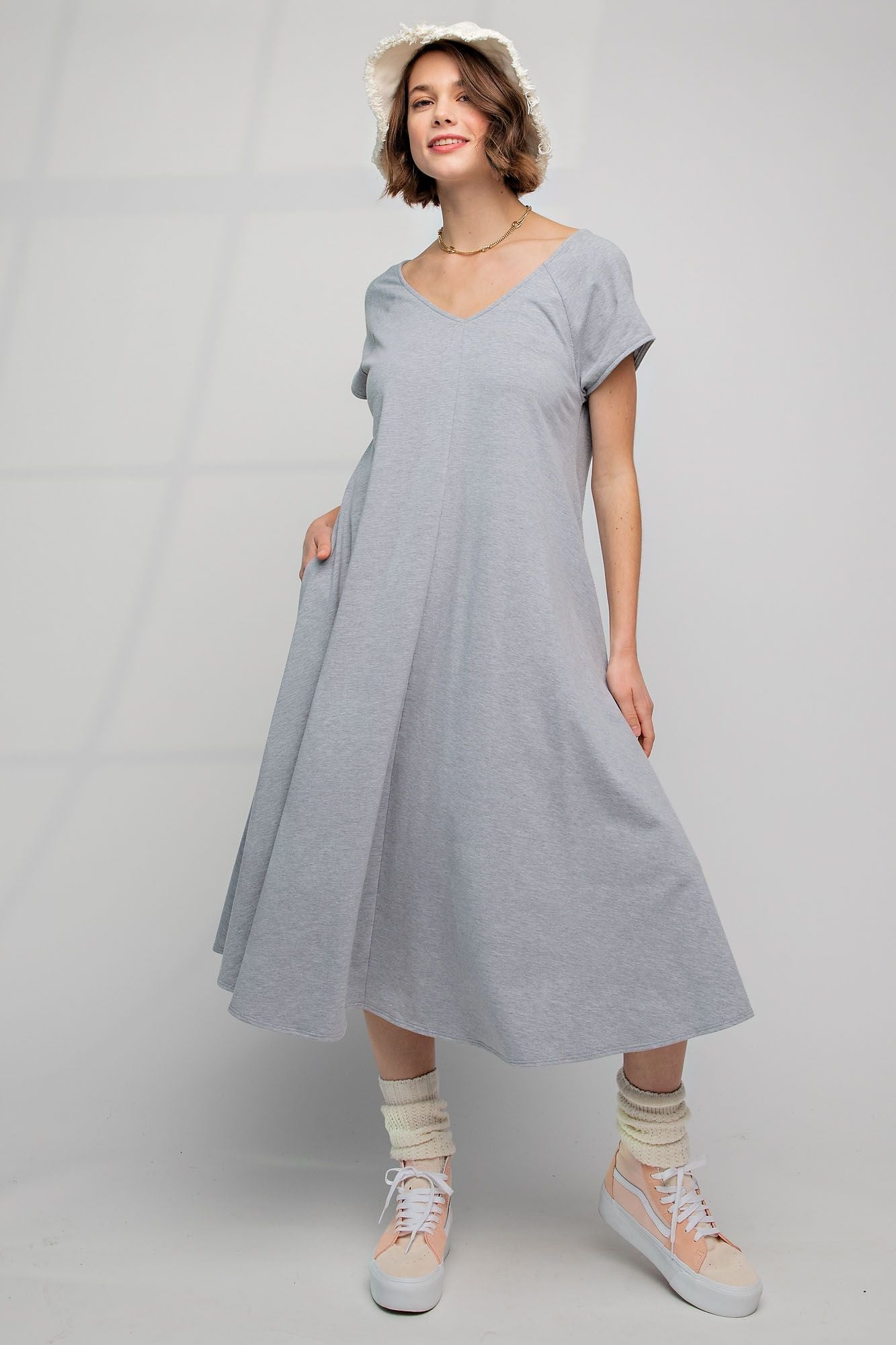 Wide V Midi Dress in Heather Grey (REG)